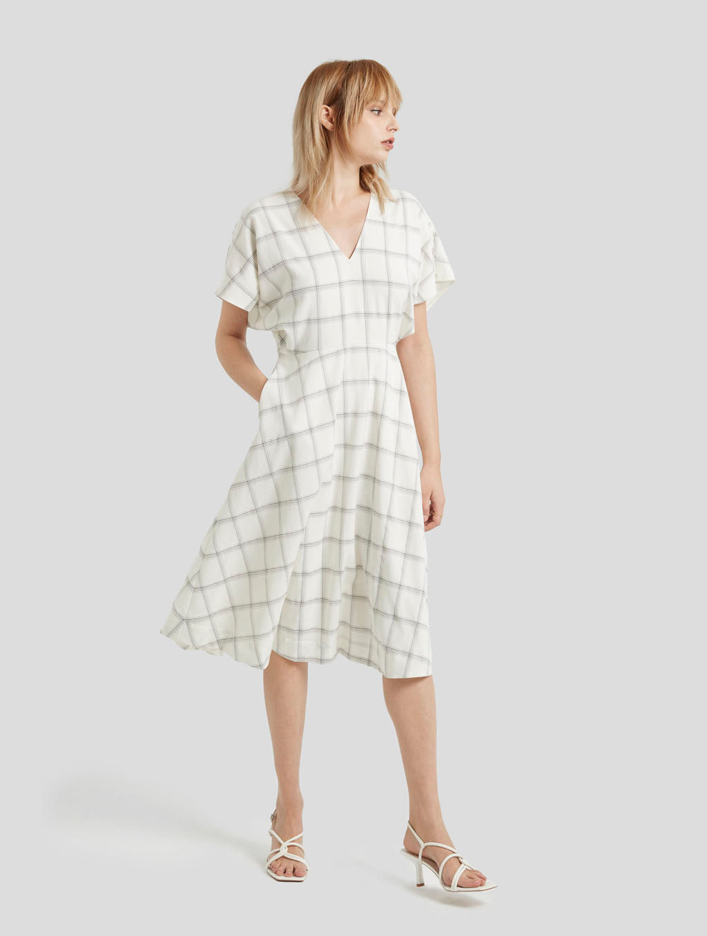 Checkered Short Sleeve Flared Dress
