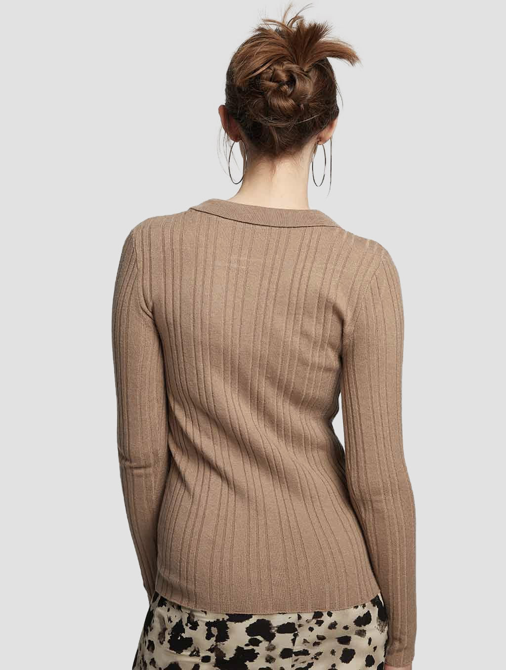 Waisted Cardigan with Regular Collar image 1