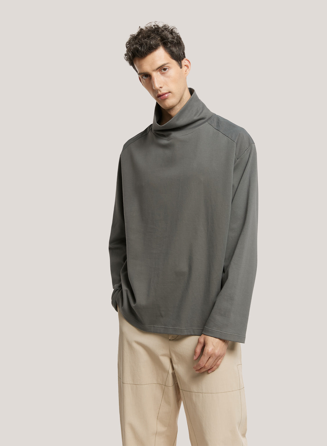 Turtleneck Raglan-Sleeved Cotton Sweatshirt