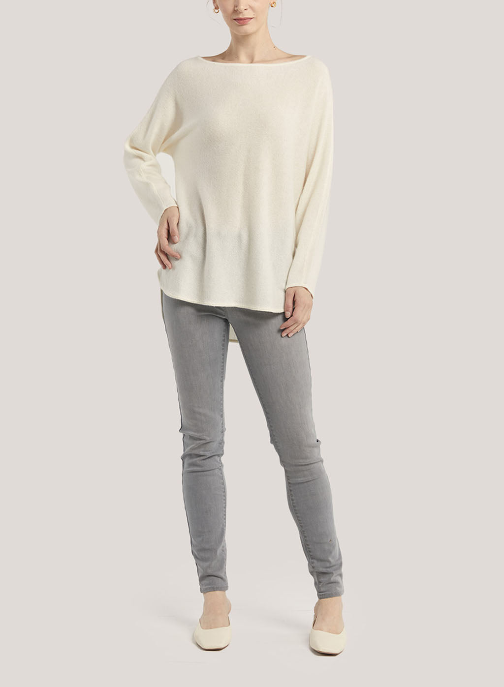 Boatneck Oversized Cashmere Sweater - White, L image