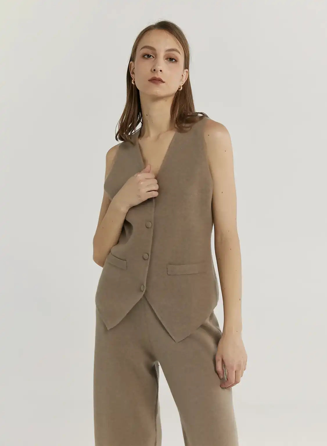 100% Cashmere Buttoned-Front Vest - Dark Sand, L image