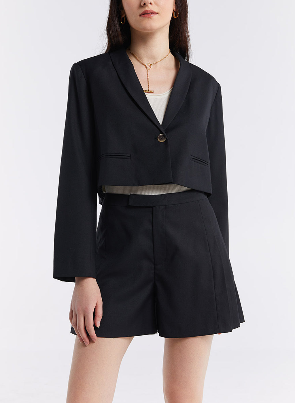 Pleated Shorts - Black, M image