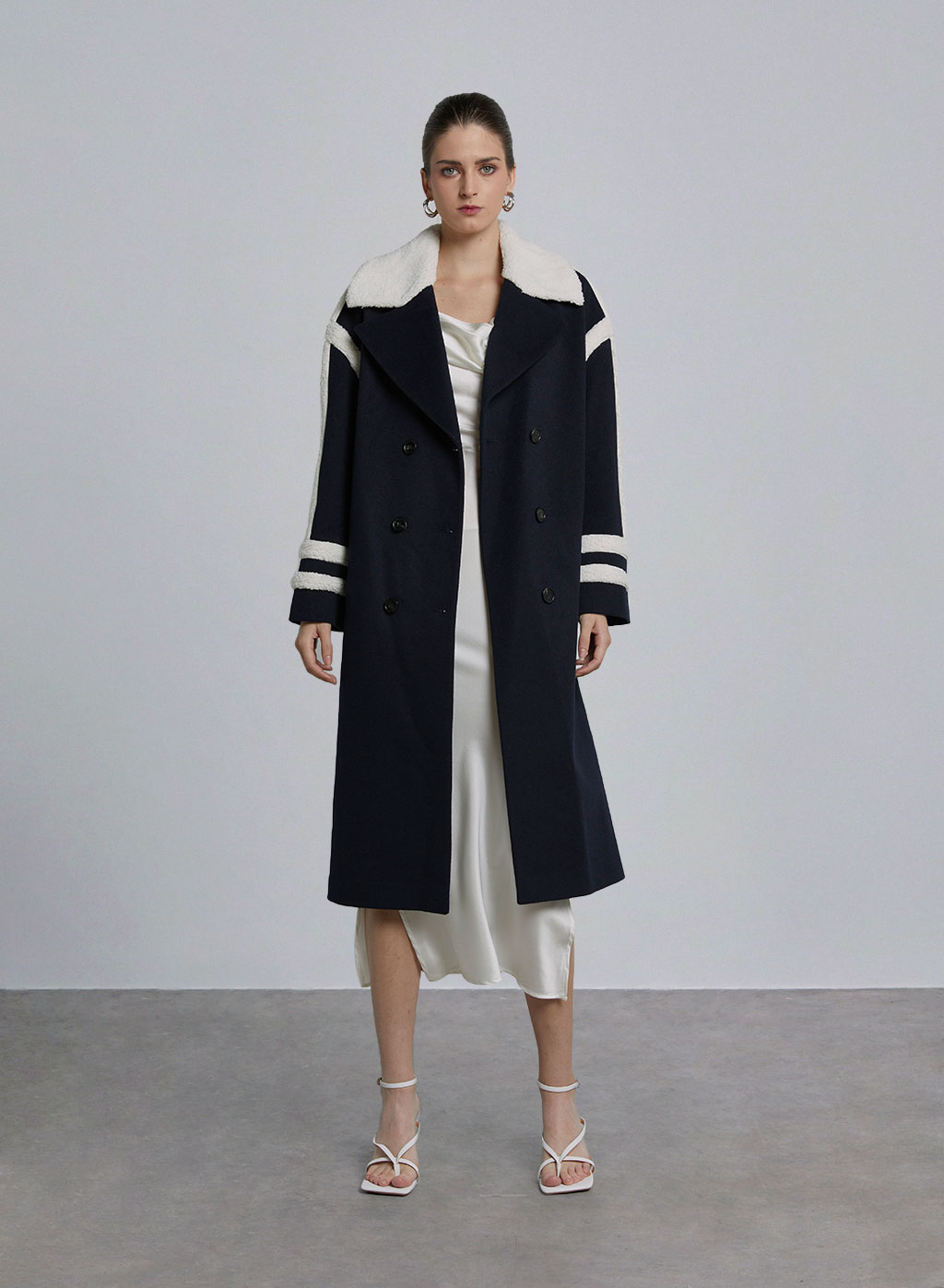 Fleece Collar Double Breasted Wool Coat - Mulled Wine, S image