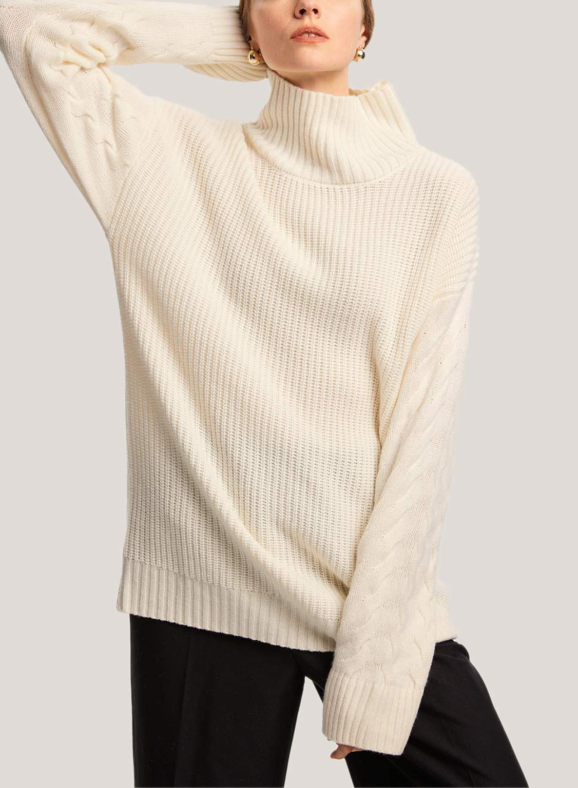 Oversized Pure Cashmere Turtleneck Sweater - Ivory, XS image