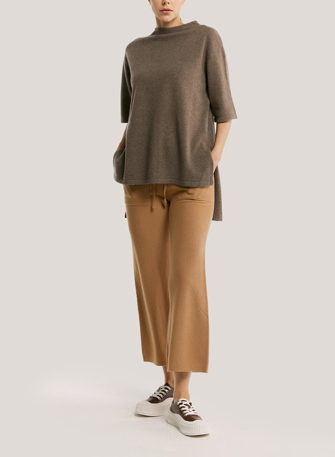 Wide-Leg Pure Wool Trouser With Pocket - Camel, L image