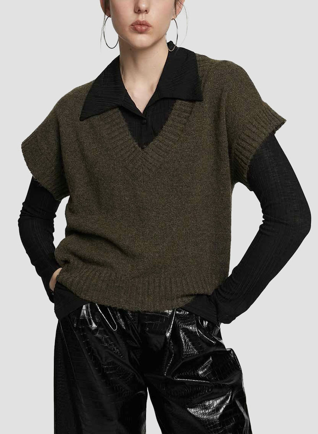 Pullover Vest image 0