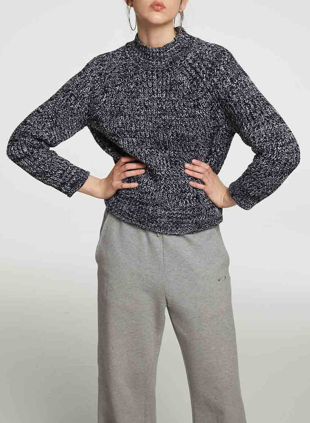 Loose Mock-neck Jumper - Black, L image