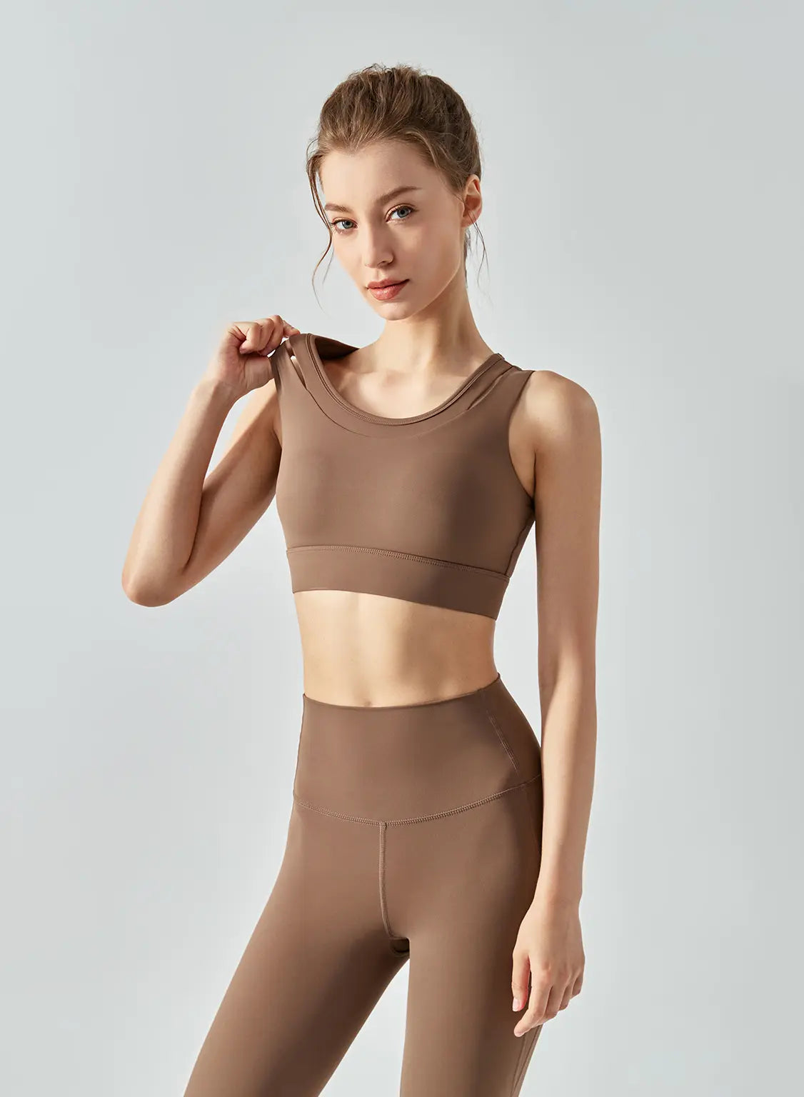 U Detail Mesh-Back Sports Bra - Dark Brown, M image