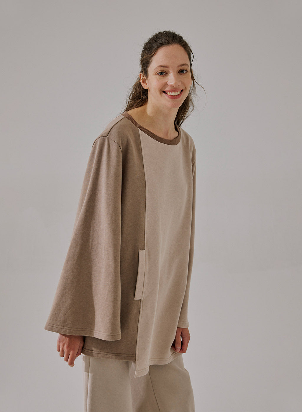 Asymmetric Round-Neck Sweatshirt