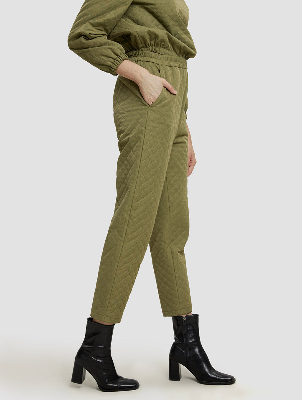 Diamond Pattern Sweatpants