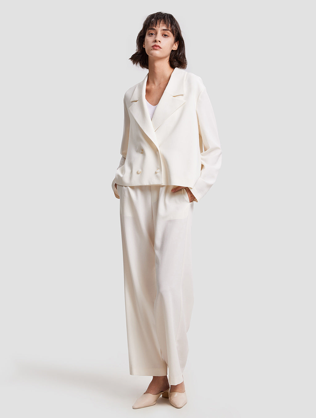 Double-Breasted Jacket - whole body-natural white