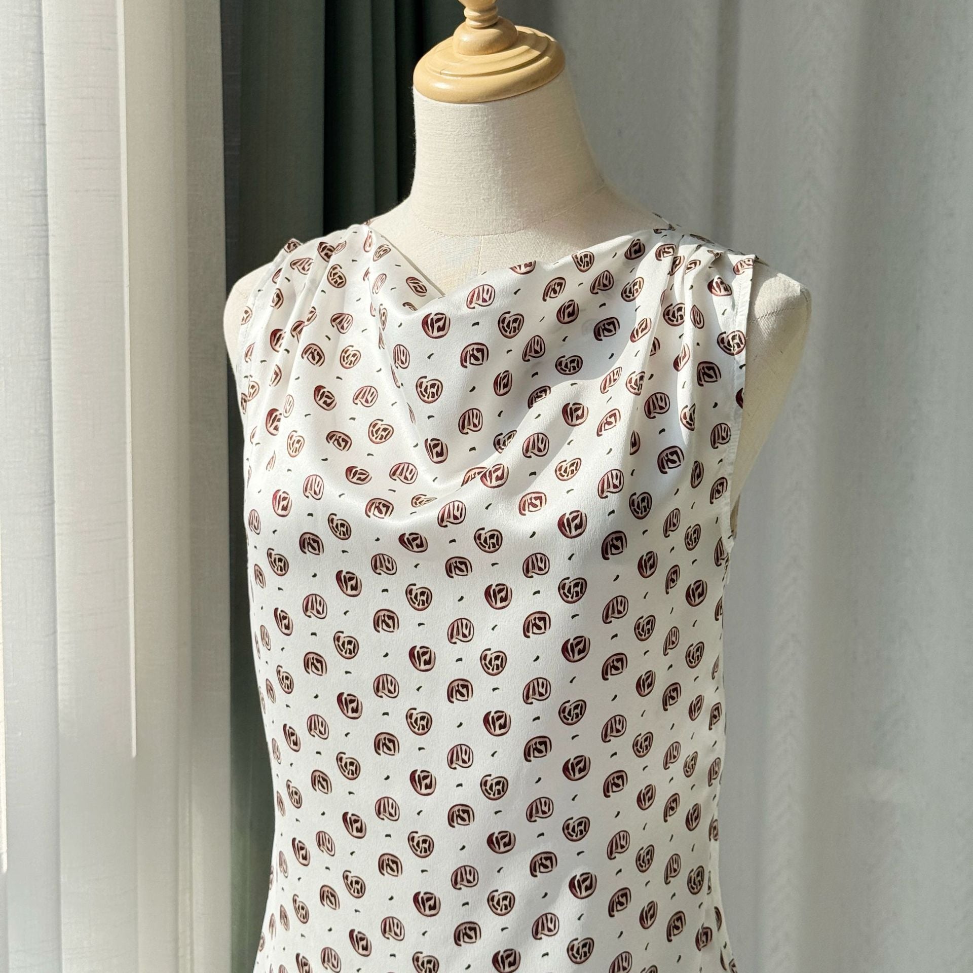Coffee bean print loose satin dress