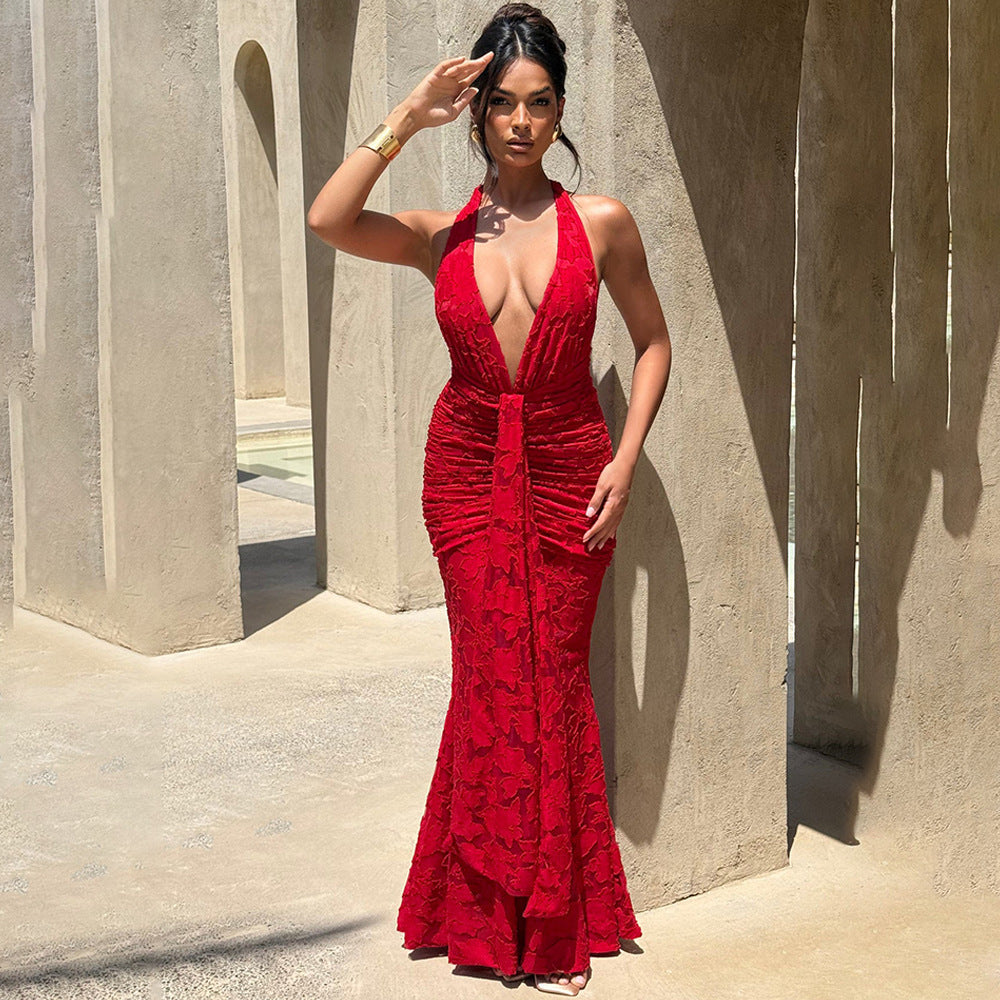 Deep V backless hip-wrapped dress