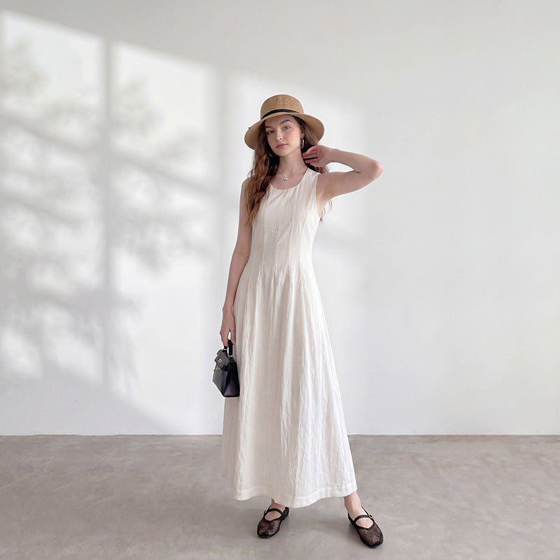 Back waist hollow sleeveless dress