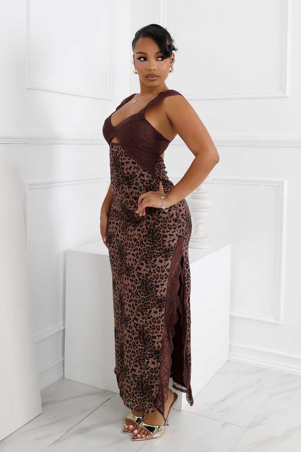 Backless slim print dress