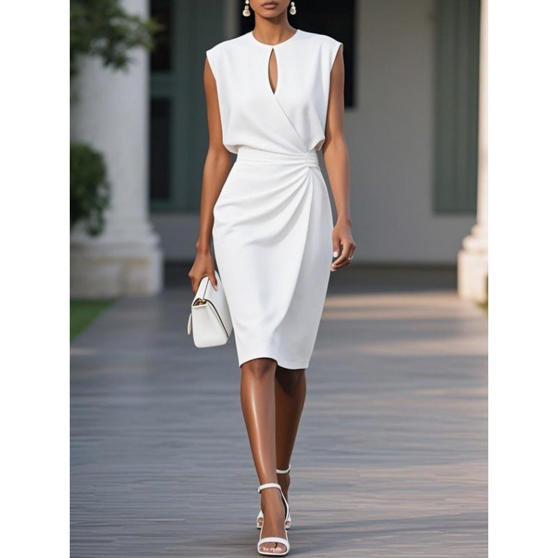 Solid color pleated waist round neck hollow dress