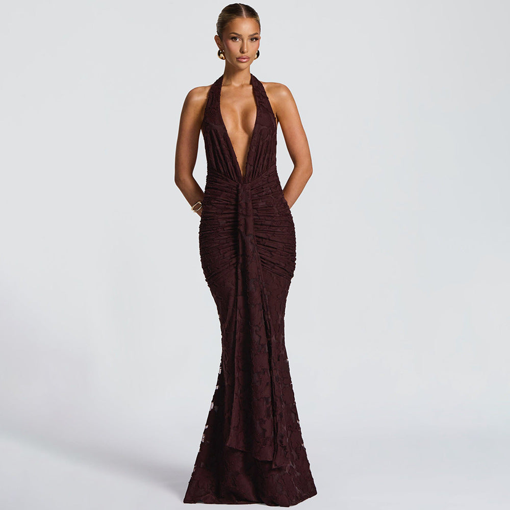Deep V backless hip-wrapped dress