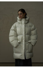 Super Soft High Density Zero Pressure Hooded Gall Free Down Jacket
