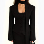 Versatile waist trimmed V-neck long-sleeved suit