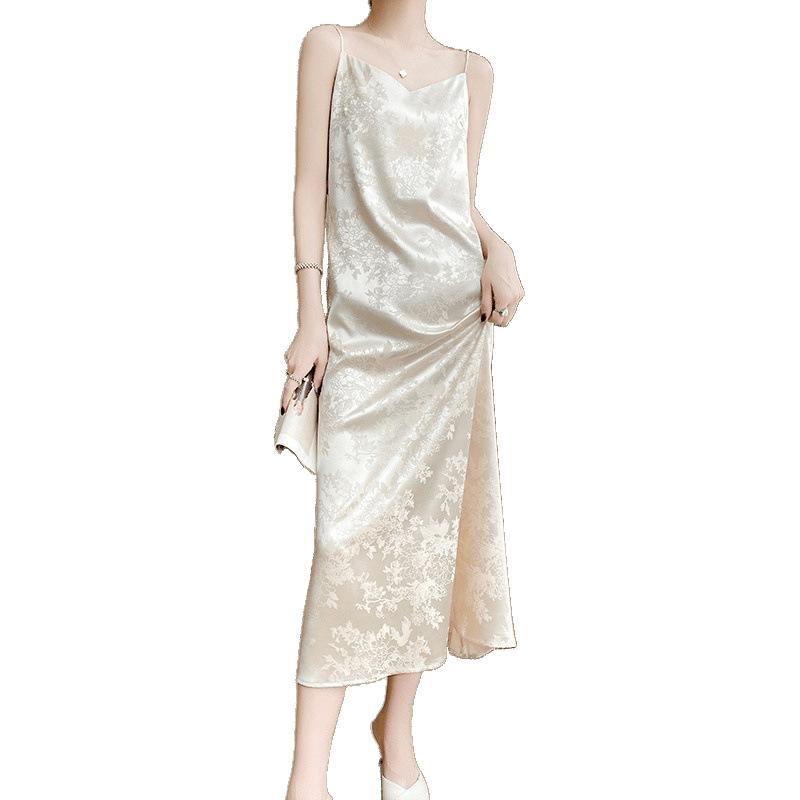 Silk mulberry silk suspender dress