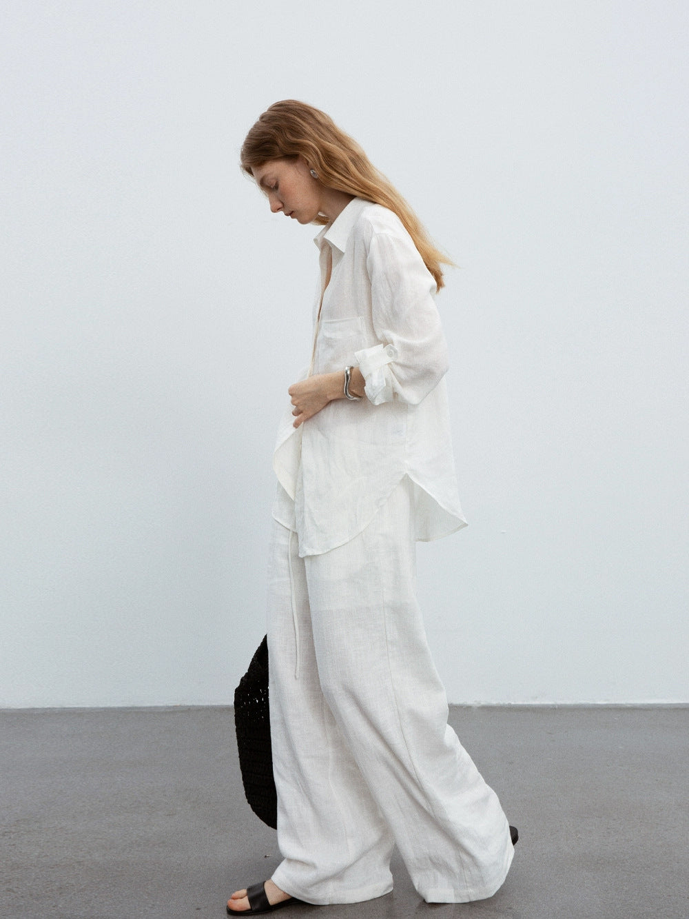 Linen Silhouette V-Neck Shirt Long Sleeve Shirt