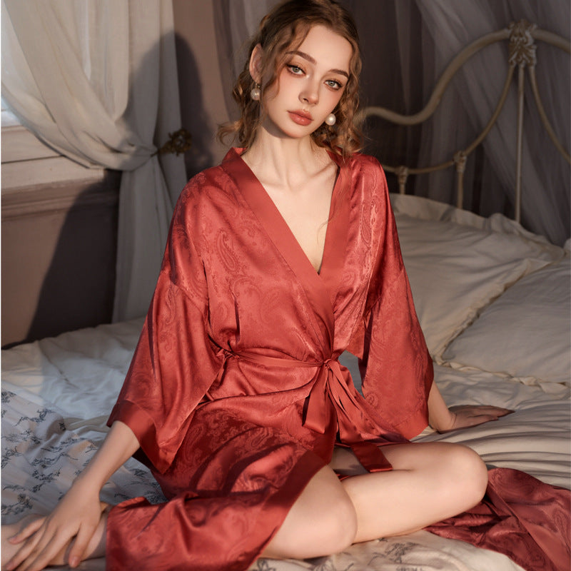 Seven-quarter-sleeved jacquard ice silk nightgown