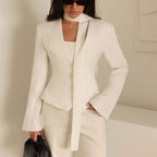 Versatile waist trimmed V-neck long-sleeved suit
