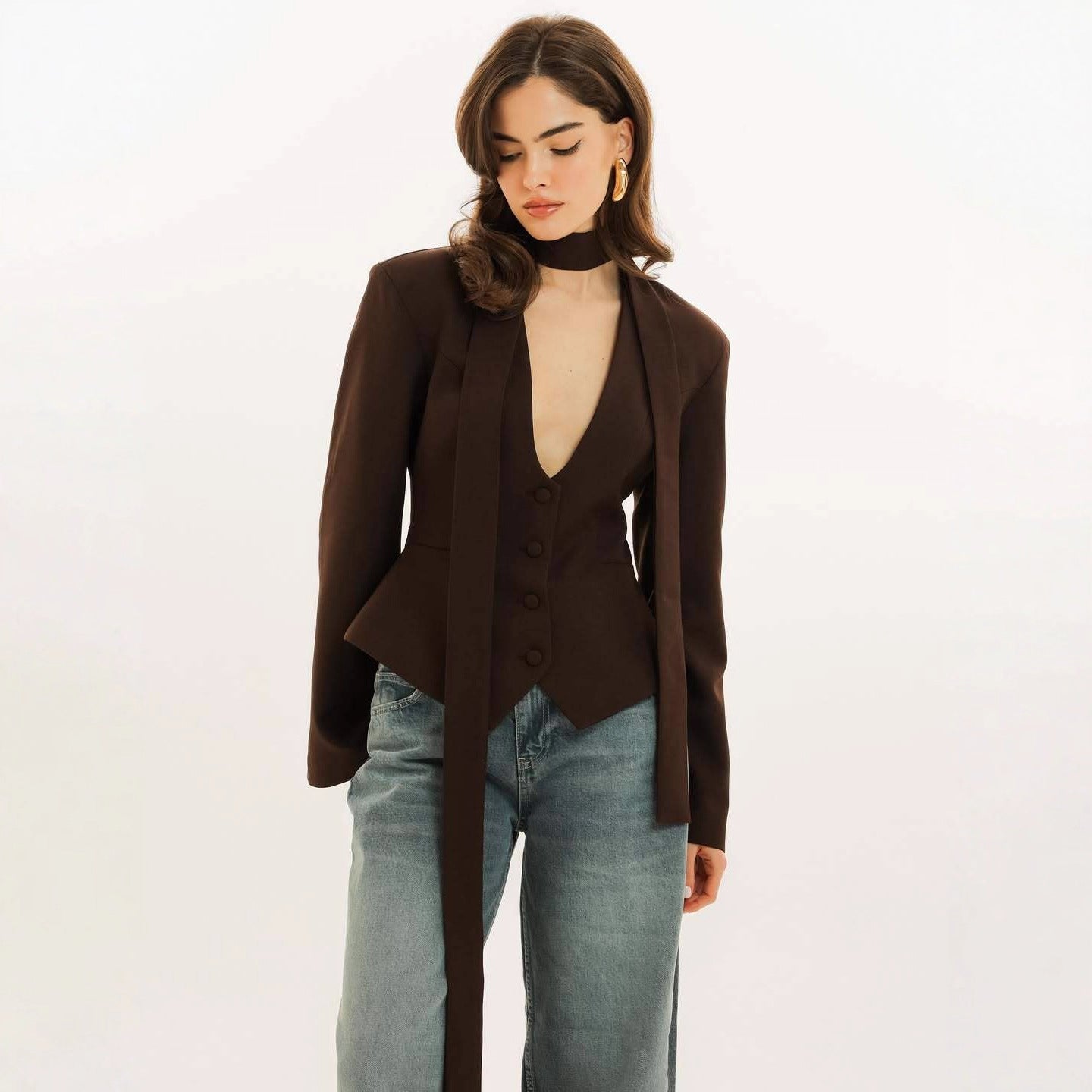 Versatile waist trimmed V-neck long-sleeved suit