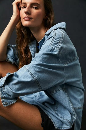 Women's Slim-Fit Denim Shacket (Shirt Jacket) - Lapel Long Sleeve Oversized Coat