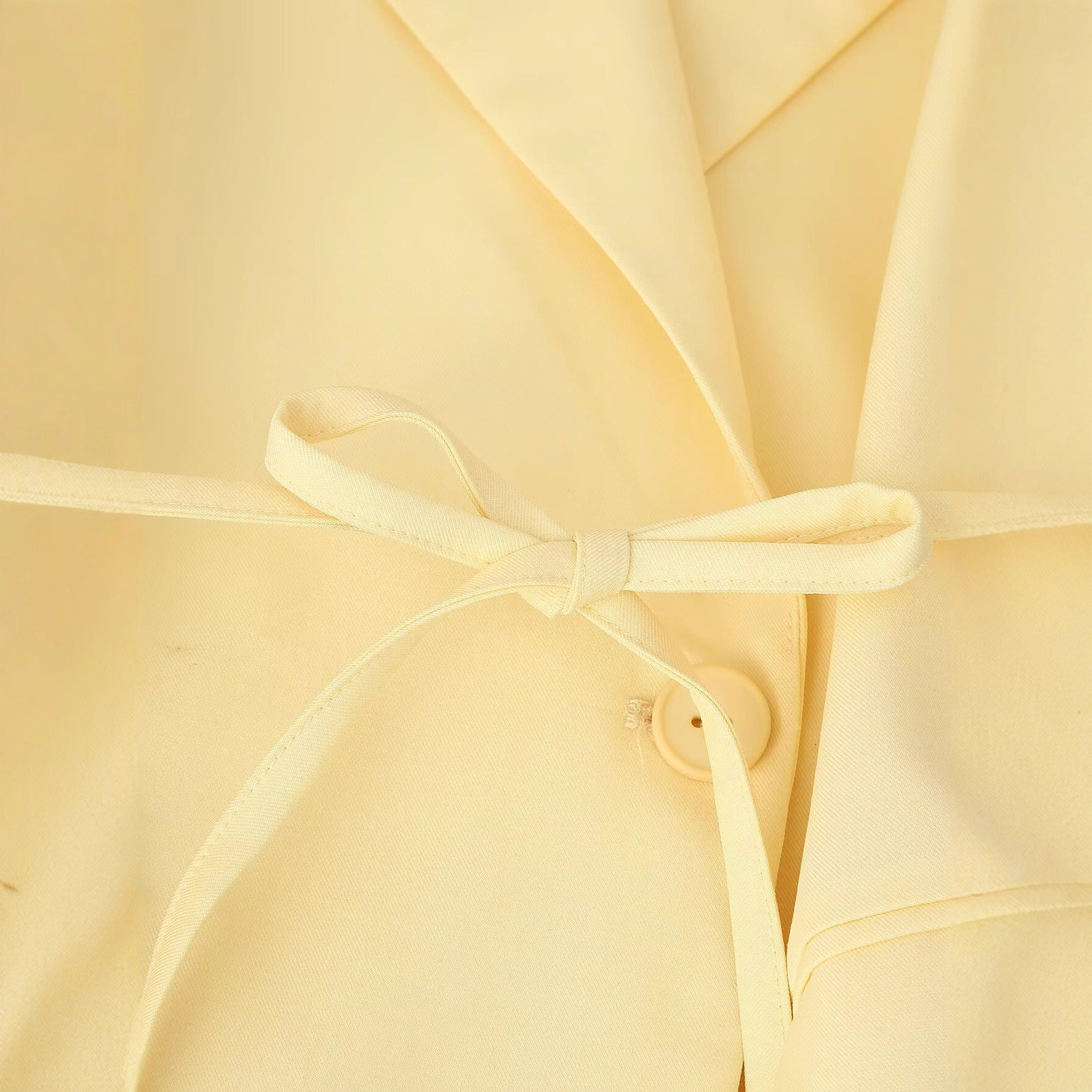 Lace-up suit