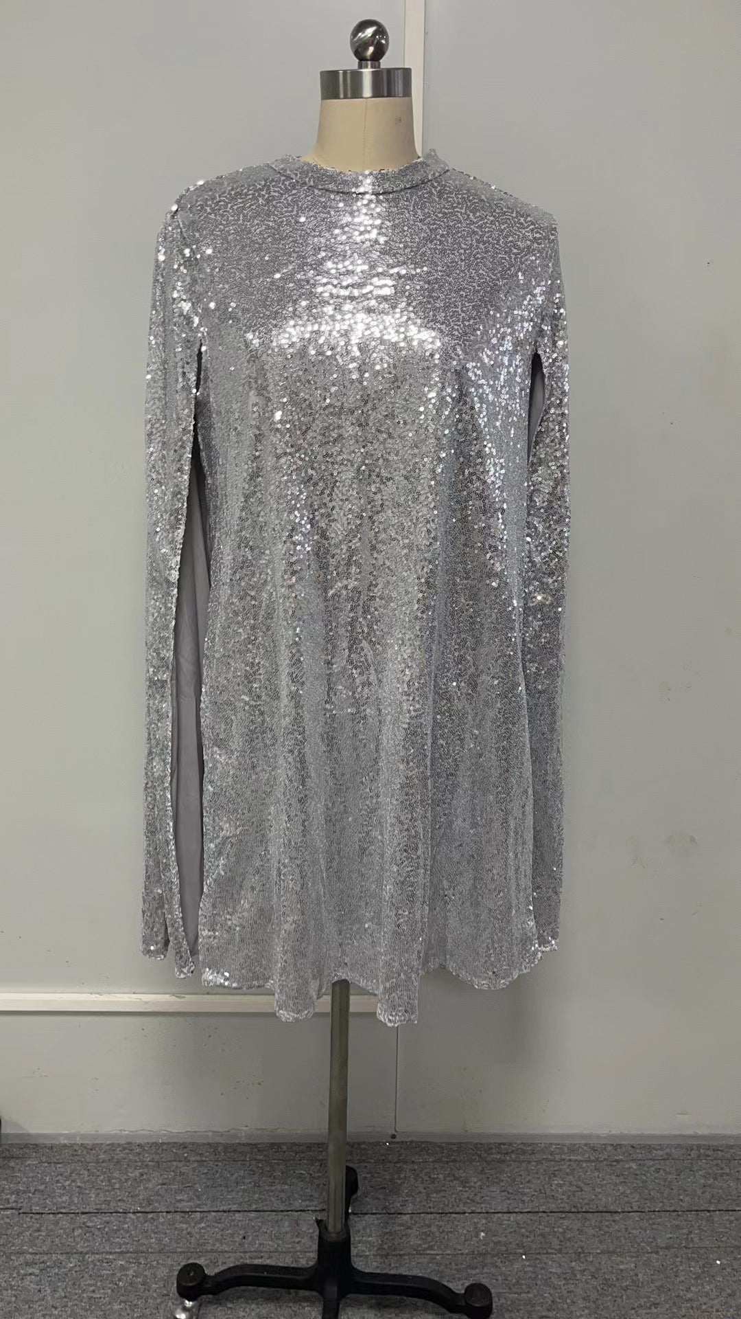 Beaded long-sleeved split dress