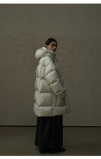 Super Soft High Density Zero Pressure Hooded Gall Free Down Jacket