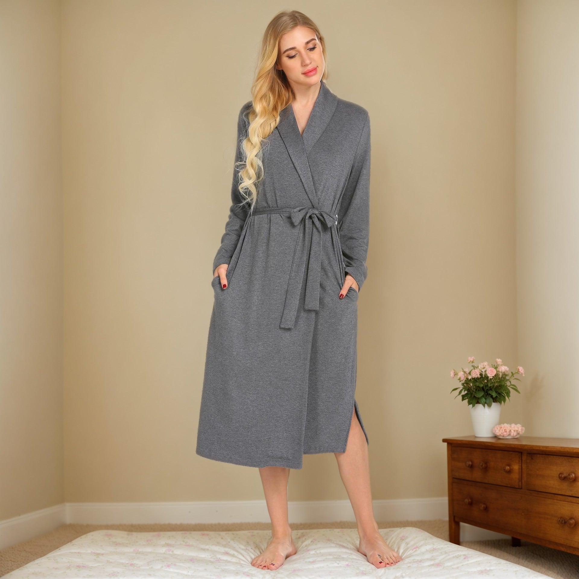 Long-sleeved polished milk silk pocket nightgown