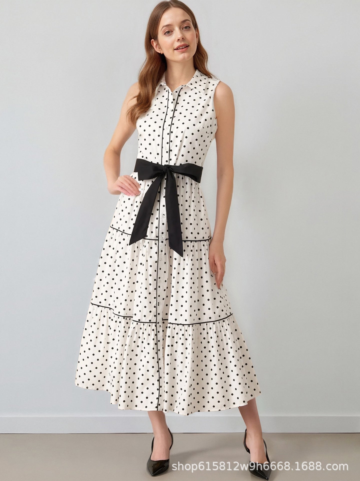 Sleeveless lapel polka dot dress
