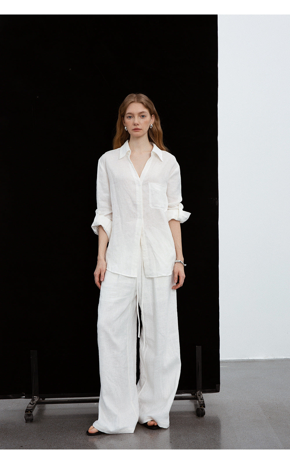 Linen Silhouette V-Neck Shirt Long Sleeve Shirt