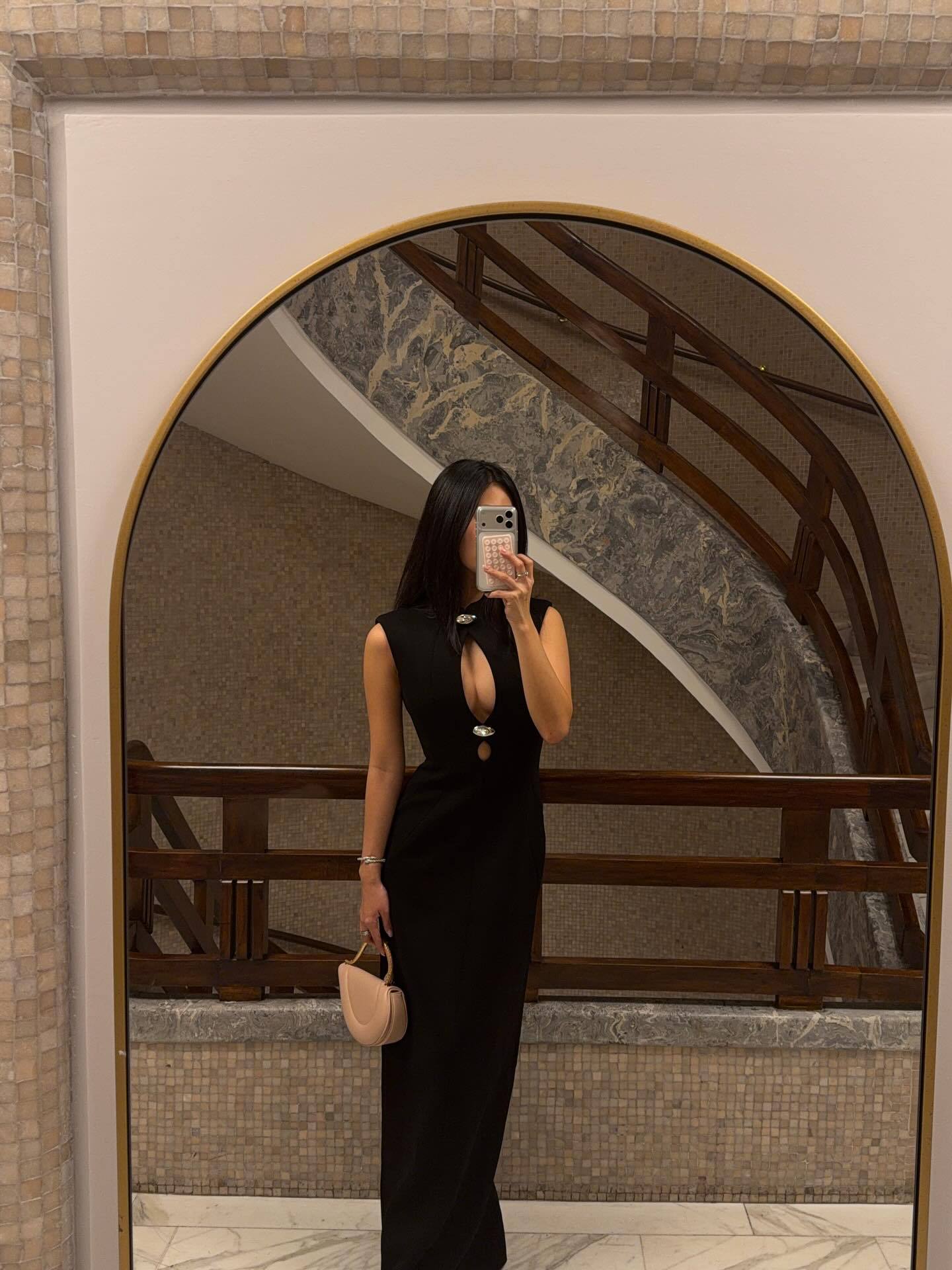 Hollow-out retro hip-wrapped dress for women