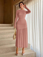 Lace pleated crew neck solid color dress