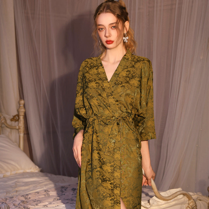 Seven-quarter-sleeved jacquard ice silk nightgown
