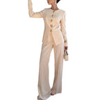 White straight loose top suit