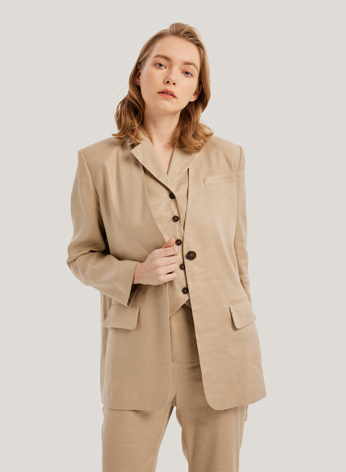 collarless blazer