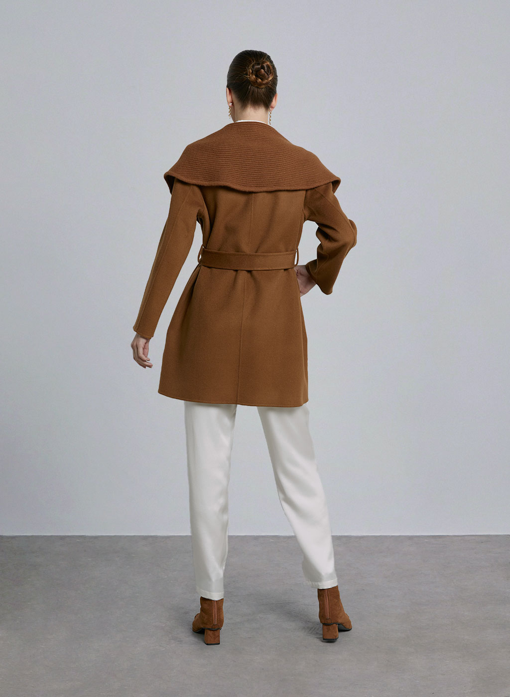 Knitted Collar Belted Short Wool Coat image 1