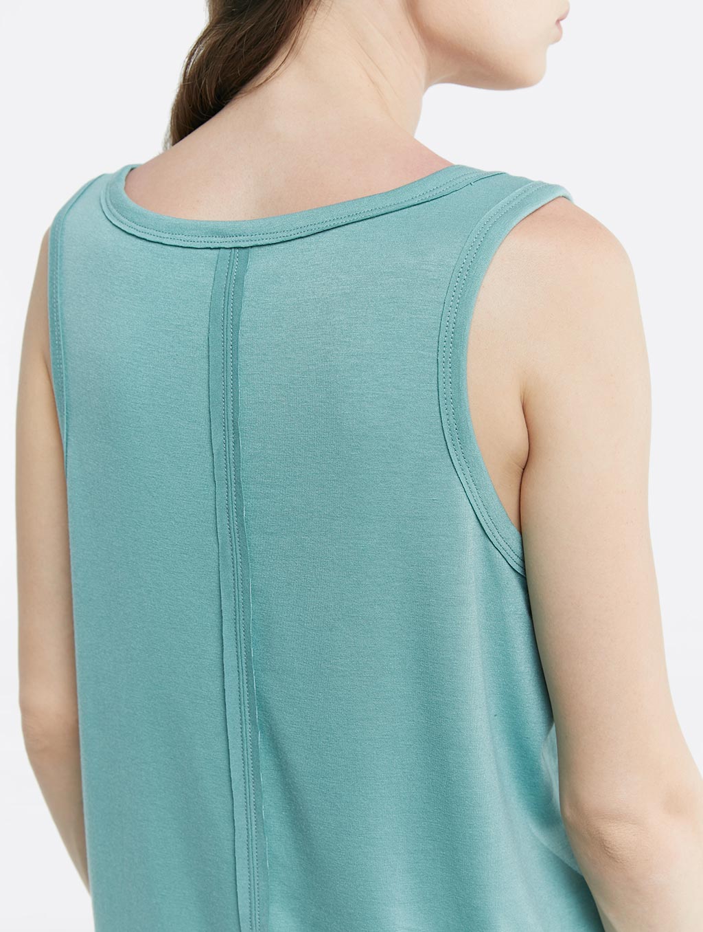 Relaxed V-neck Camisole image 1