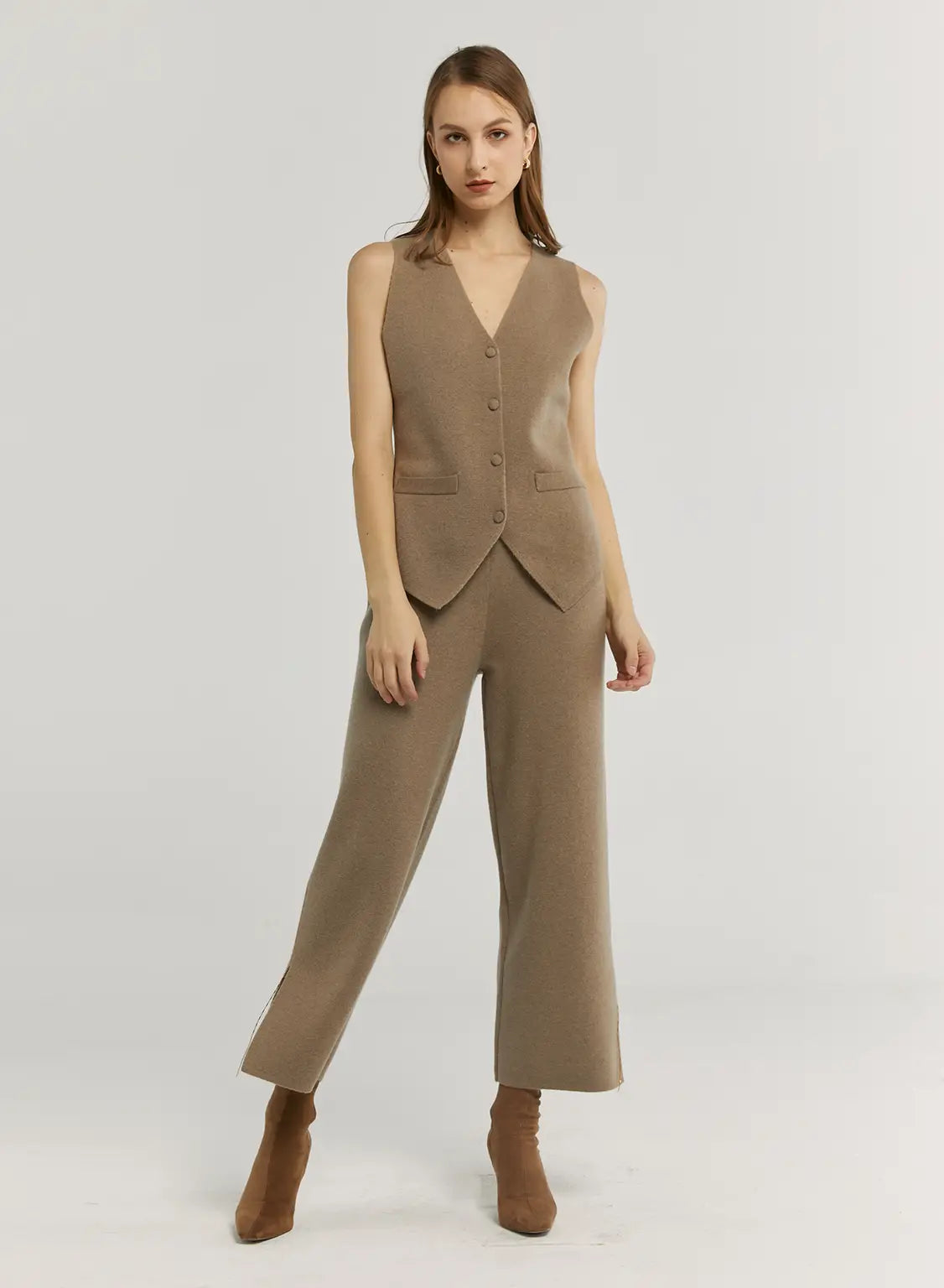 100% Cashmere Buttoned-Front Vest image 1