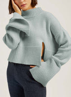 Cropped Wool-Cashmere Sweater With Slit Sleeves - Lake Blue, S image