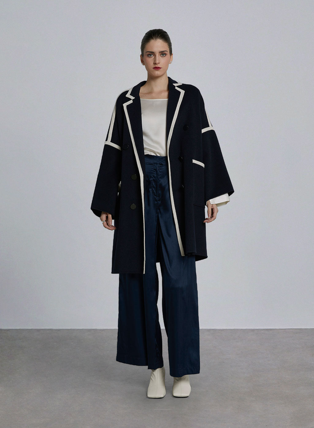 Contrast Trim Notch Lapel Wool Coat - Admiral Grey, M image