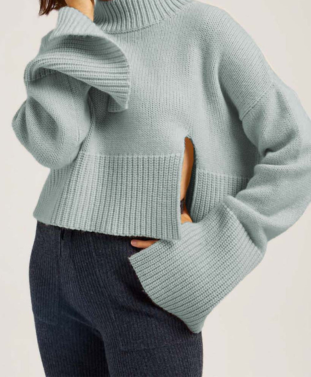 Cropped Wool-Cashmere Sweater With Slit Sleeves — SILK MAISON