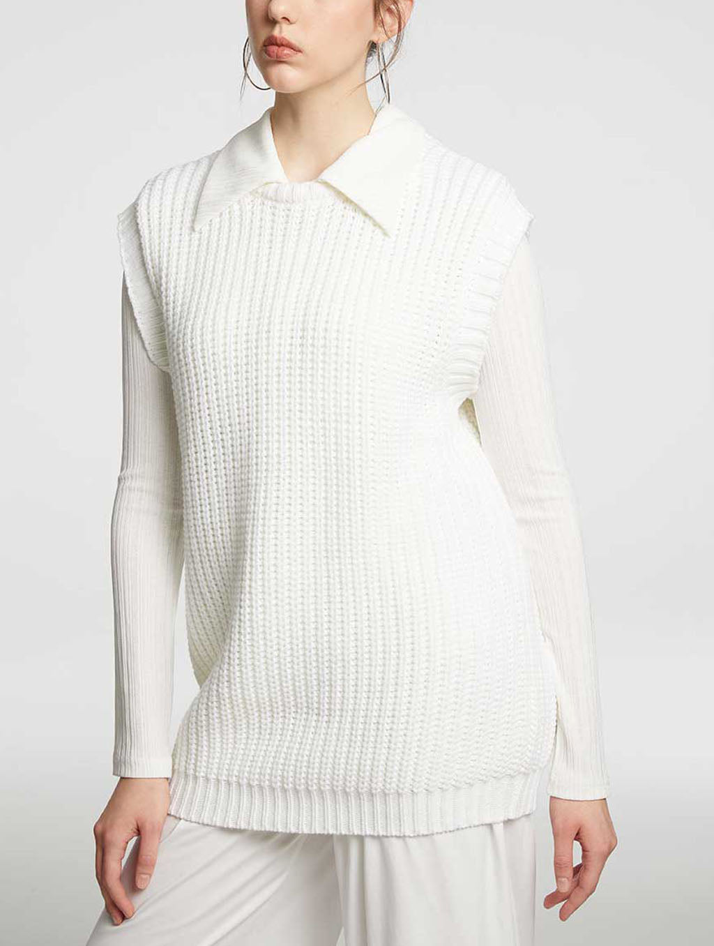 Crewneck Ribbed Vest - White, M image