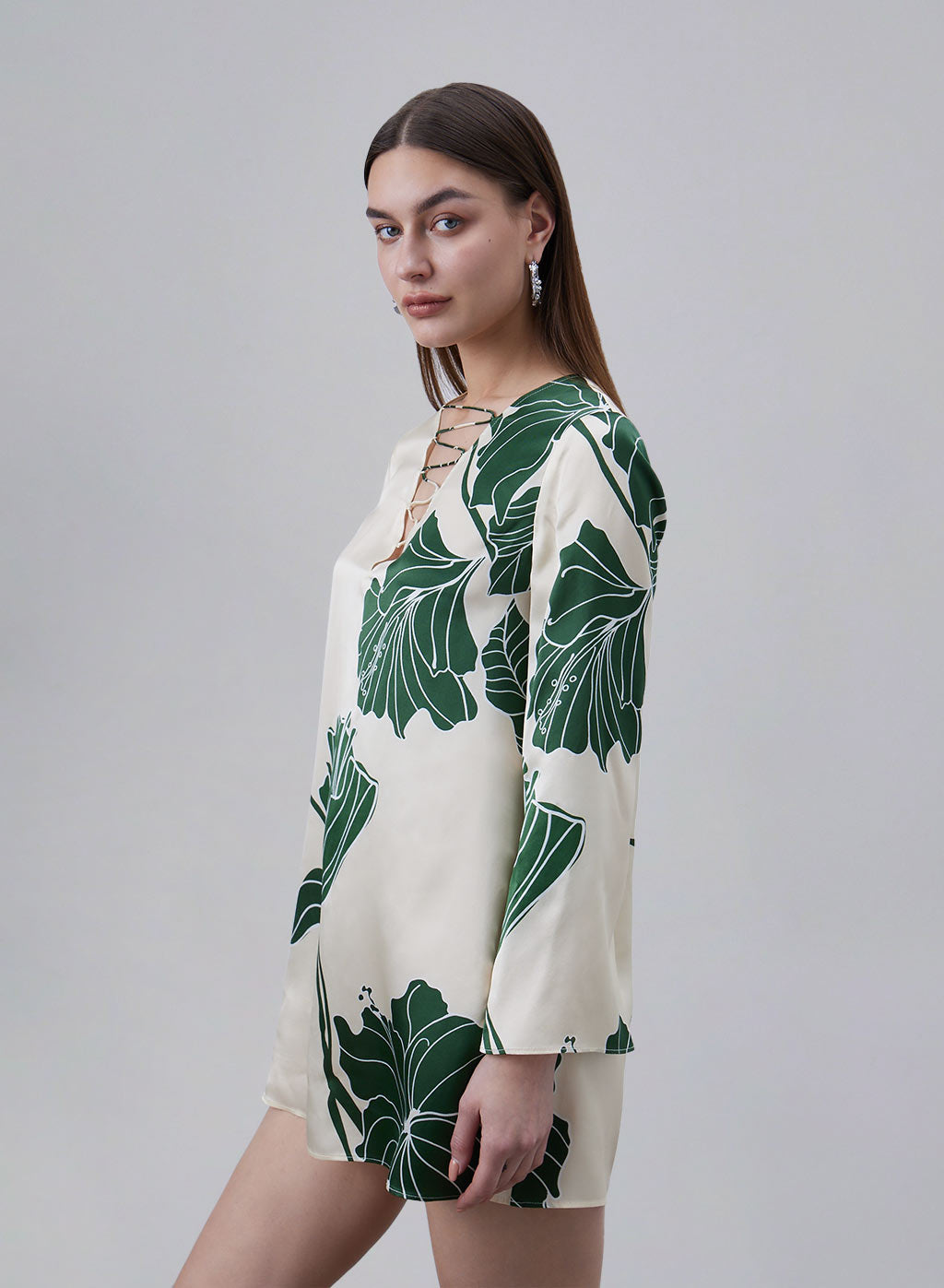 Printed Front Strap-winding Silk Dress image 2