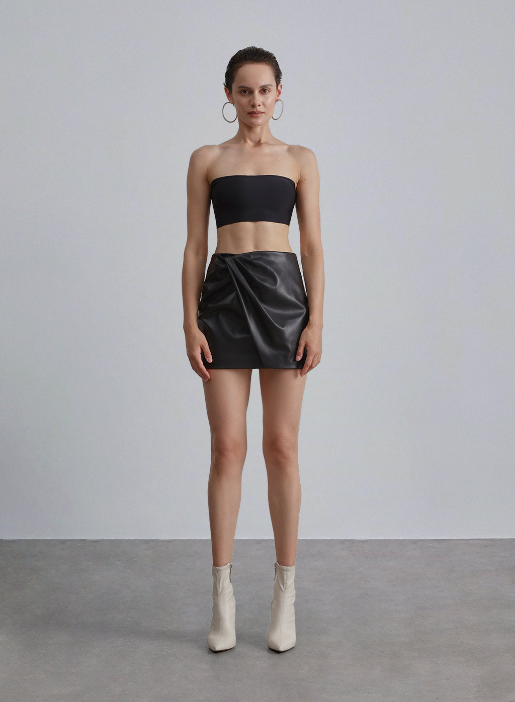 Twisted Knot Faux Leather Half Skirt - Midnight Black, S image