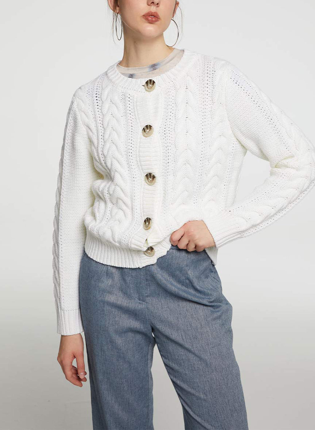 Crewneck Buttoned Cable-knit Cardigan - White, S image